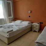 Hotel Nesclass Otell *